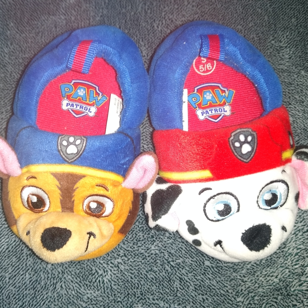 Baby Slippers sz5/6